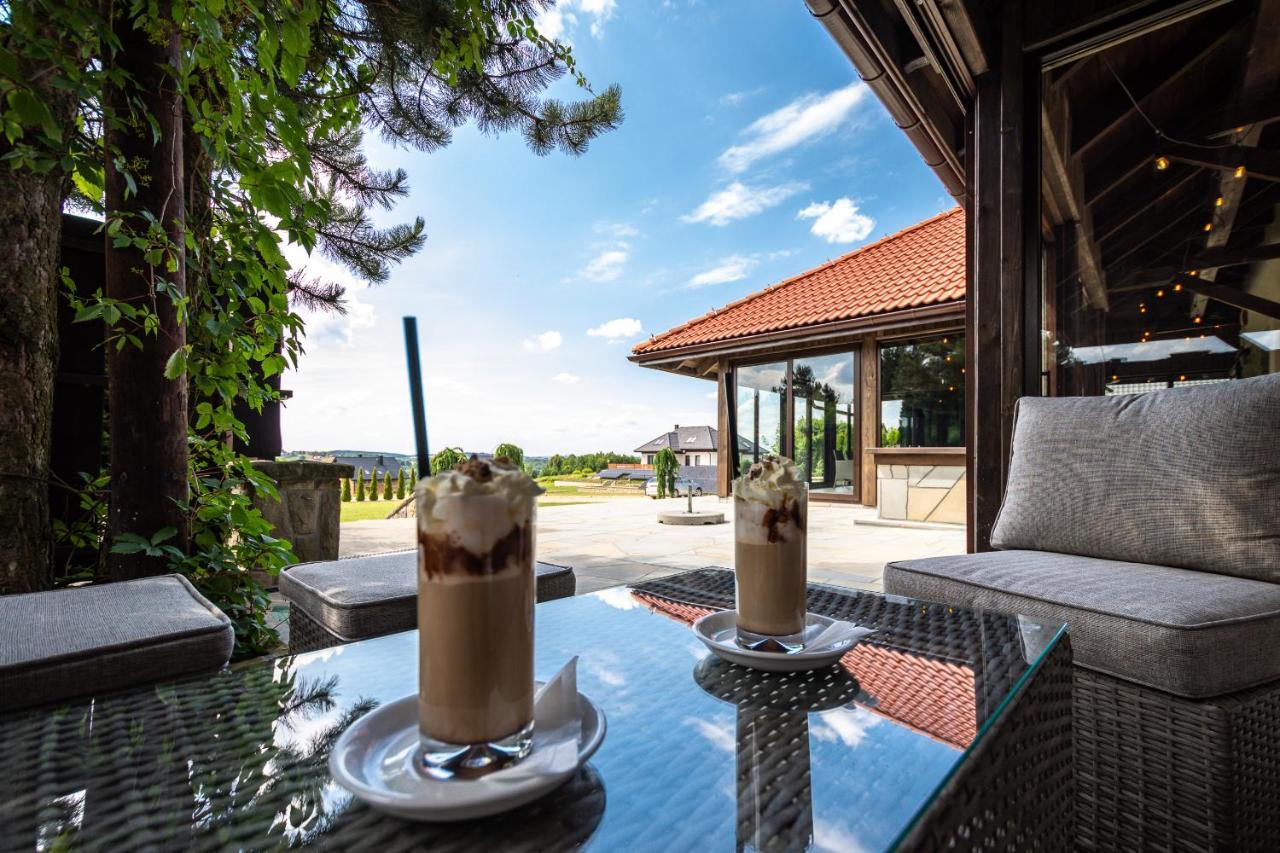 Hotel I Restauracja Stara Kuznia 多布奇采 外观 照片